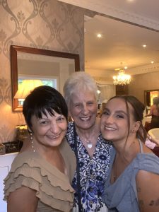 Wedding guest photo