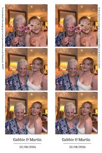 Wedding guest photo